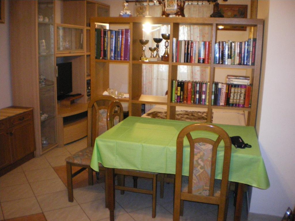 Apartments Пиран Стая снимка